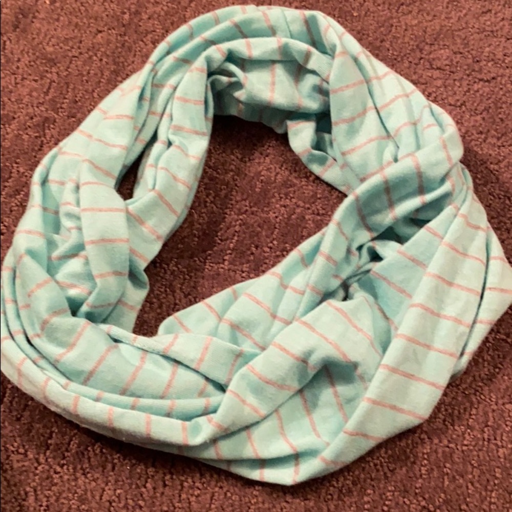 Infinity scarf - Picture 2 of 2